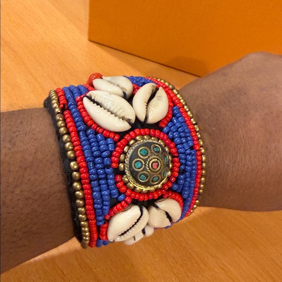 Handcrafted Blue and Red Beaded Shell Cuff Bracelet - Picture 4 of 5